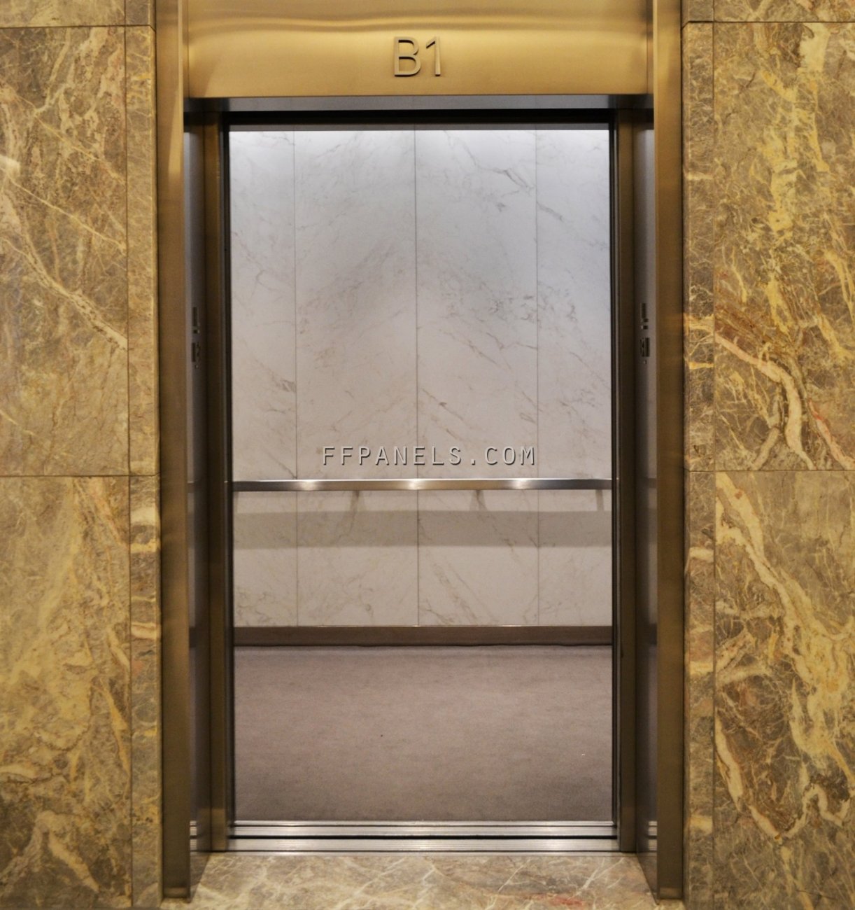 ELEVATORS - New York City (NEW YORK) U.S.A. - FABYCOMB® in Statuario