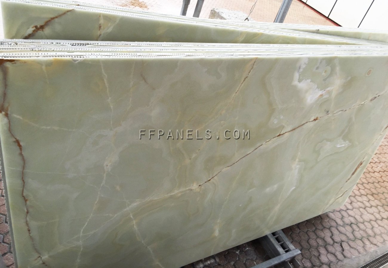 FABYCOMB® lightweight ONICE VERDE GIADA panels