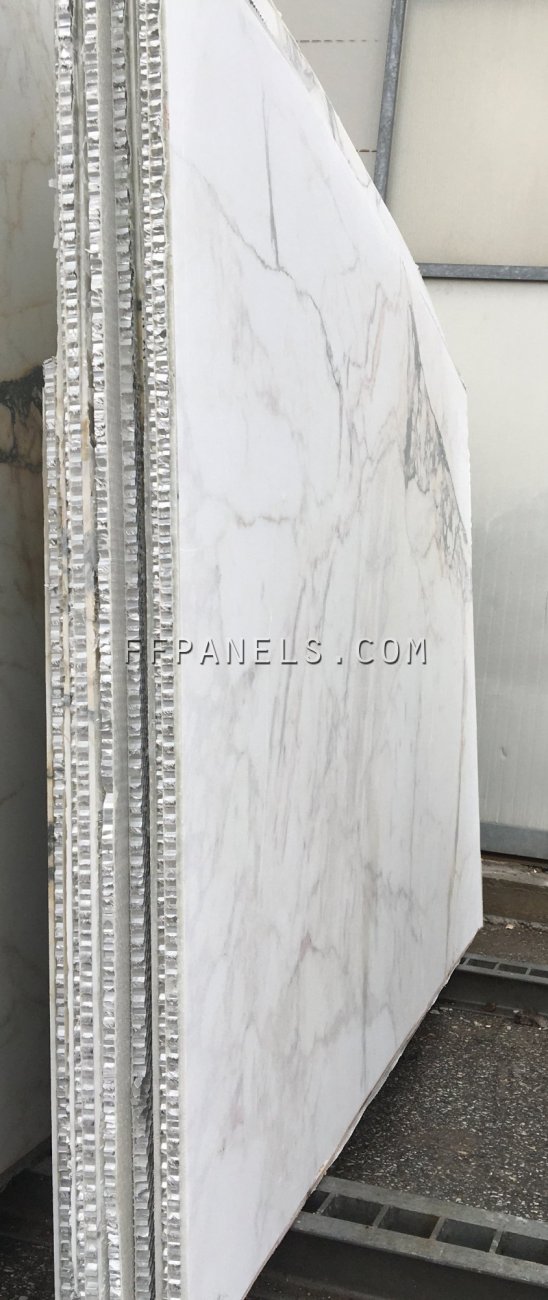 FABYCOMB® lightweight CALACATTA MARBLE panels