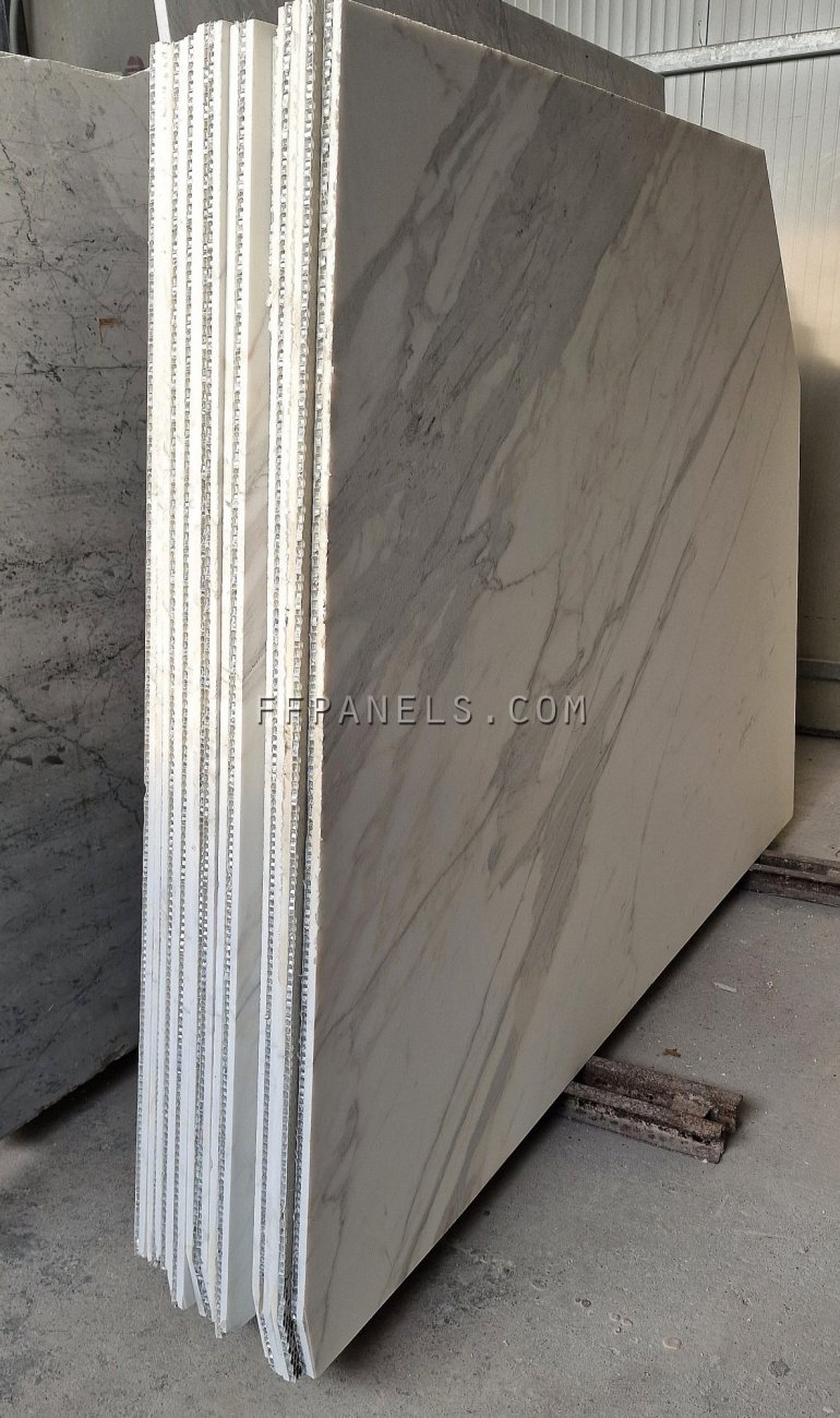 FABYCOMB® lightweight CALACATTA MARBLE panels