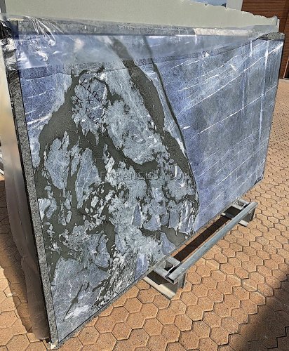 SODALITE BLU GRANITE slabs