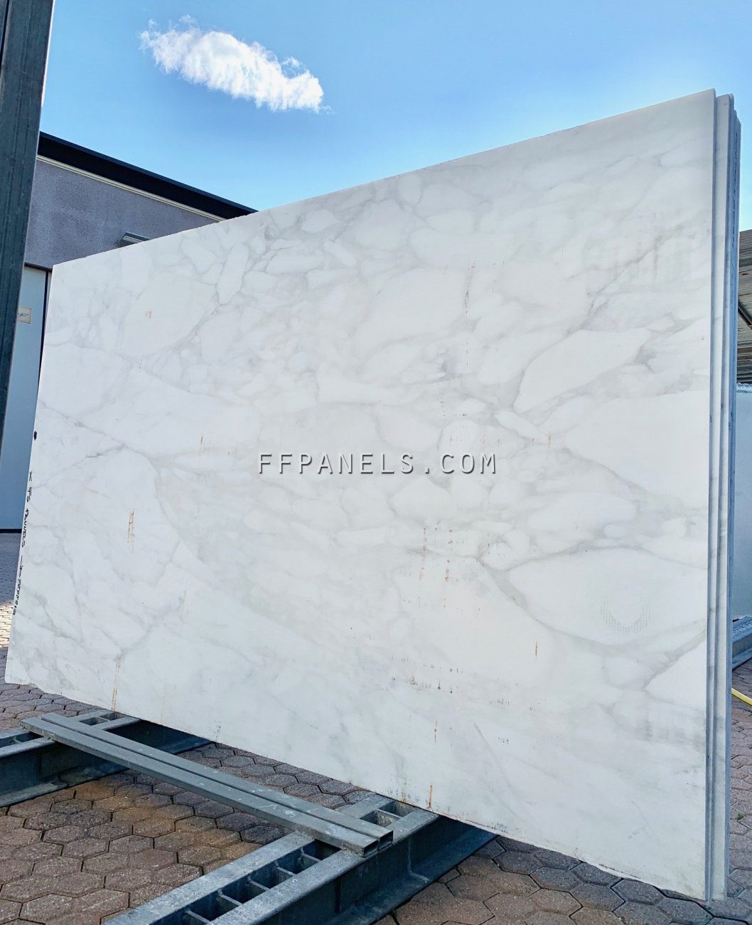 CALDIA MARBLE slabs