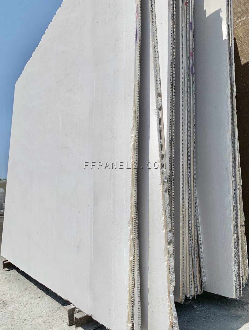 FABYCOMB® lightweight CALIZIA MARBLE panels