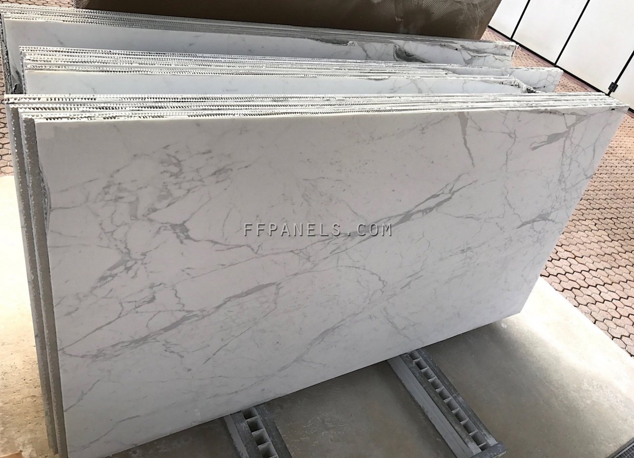 FABYCOMB® lightweight STATUARIO MARBLE panels