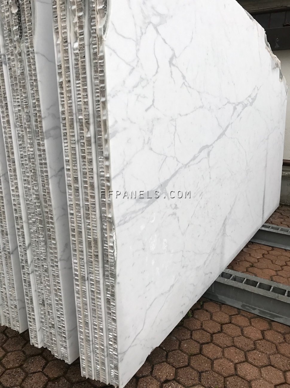 FABYCOMB® lightweight STATUARIO MARBLE panels