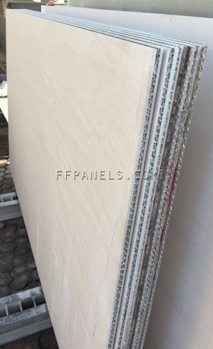 A_FABYCOMB® lightweight MOCA CREMA MARBLE panels