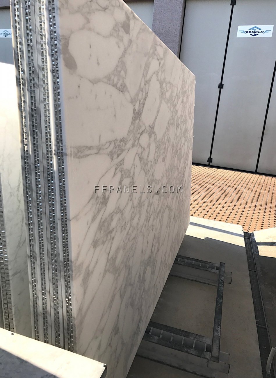 FABYCOMB® lightweight CALACATTA MARBLE panels