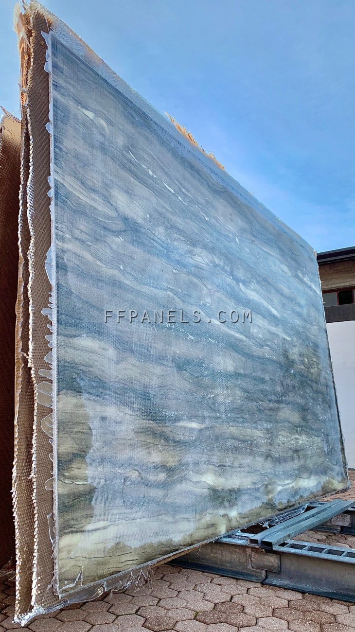 Y_FABYCOMB® lightweight SEQUOIA GRANITE panels