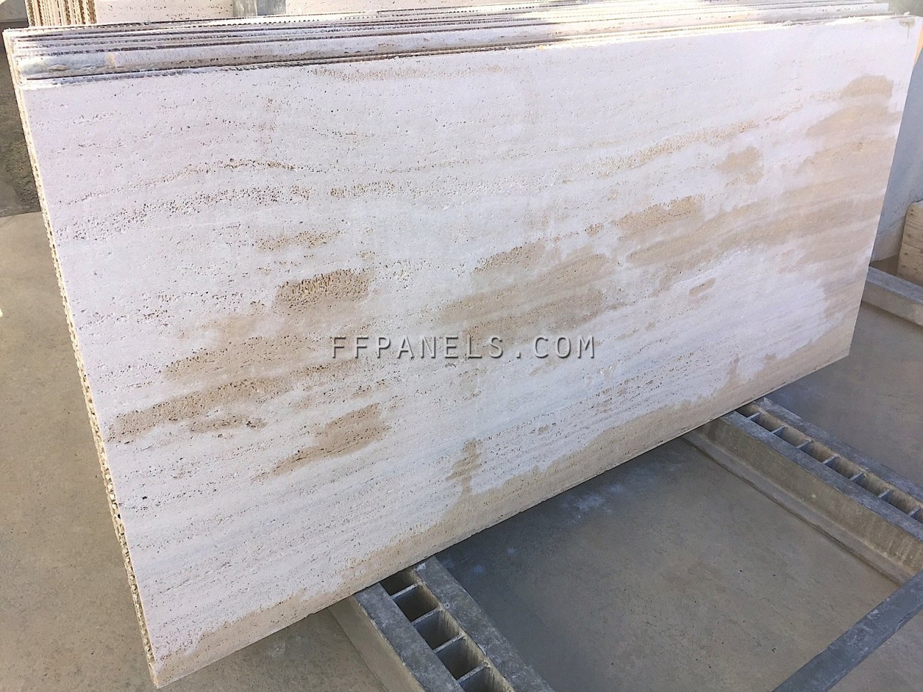 FABYCOMB® lightweight TRAVERTINO MARBLE panels