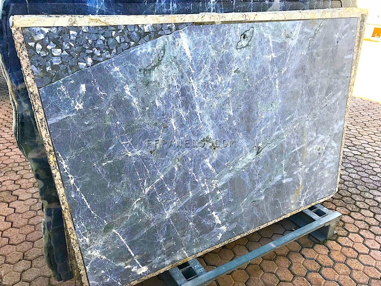 SODALITE BLU GRANITE slabs