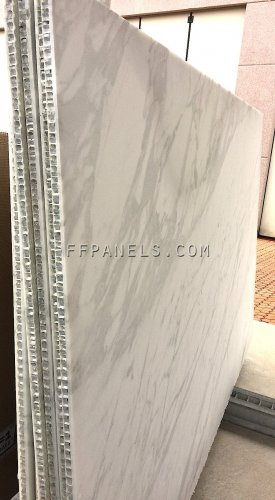 B_pannelli marmo leggero FABYCOMB® in MARMO CALACATTA