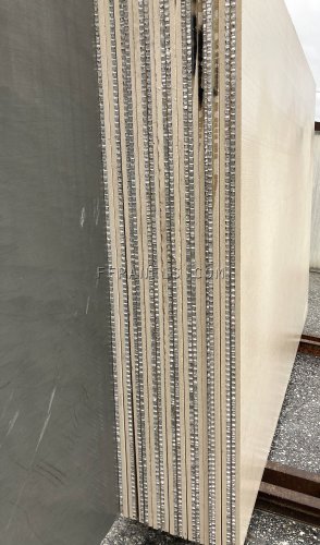 pannelli marmo leggero FABYCOMB® in MARMO MASSANGIS