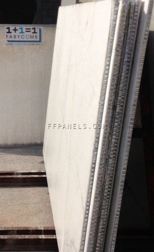 pannelli marmo leggero FABYCOMB® in MARMO BIANCO ALPI